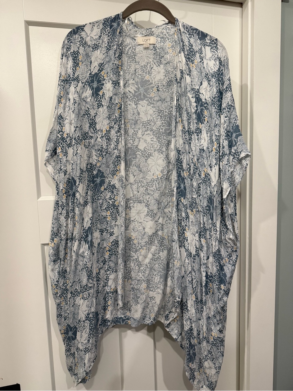 LOFT Blue and White Floral Kimono Cardigan